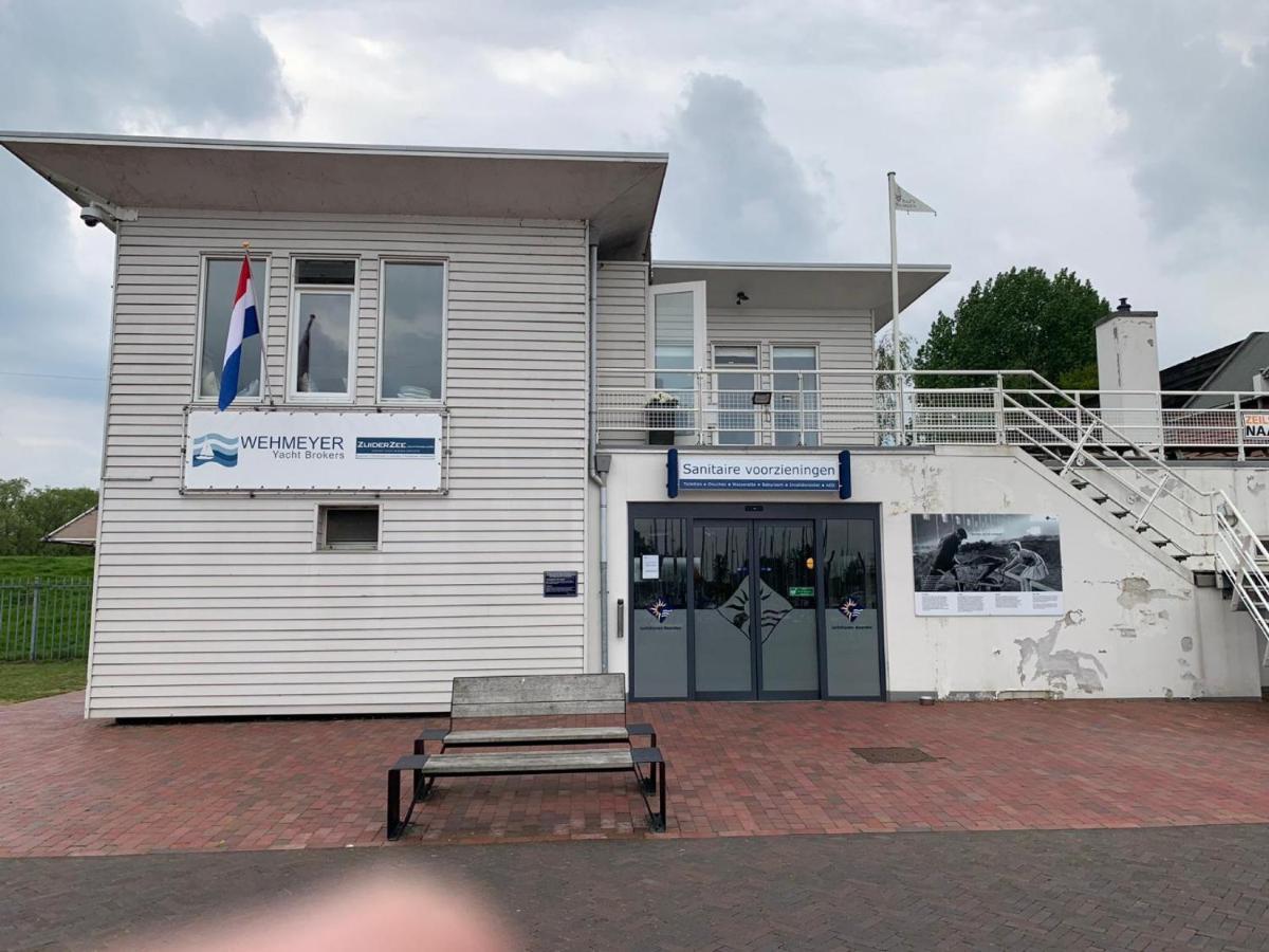 Marinaparcs Botel Naarden